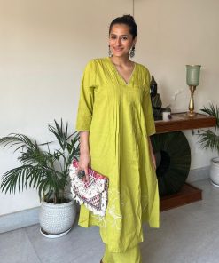 Alternative view of Naima Suits