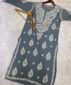 aura modal chickankari Kurti