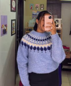 ROUND NECK SWEATER