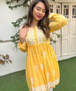 VIHA modal short gown