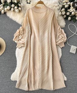 Alternative view of Pleated plus size dress