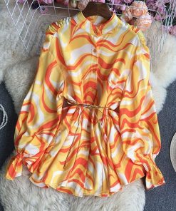 ABSTRACT pluffy shirt
