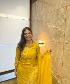 AMAIRA BANDHANI SUIT