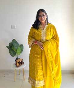Alternative view of Rubab Georgette Zari Heavy Set