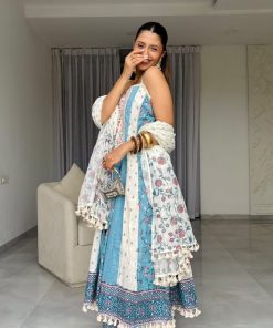 Alternative view of Neelaya Anarkali